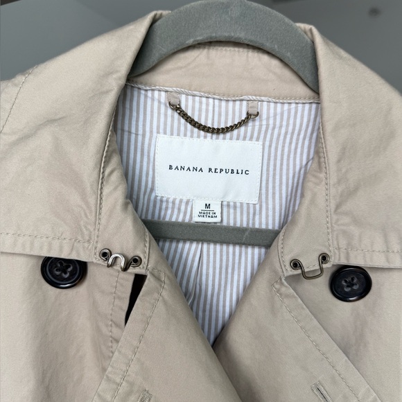 Banana Republic Trench Coat Womens M Khaki Classic Double Breasted Belted Jacket - Picture 3 of 6